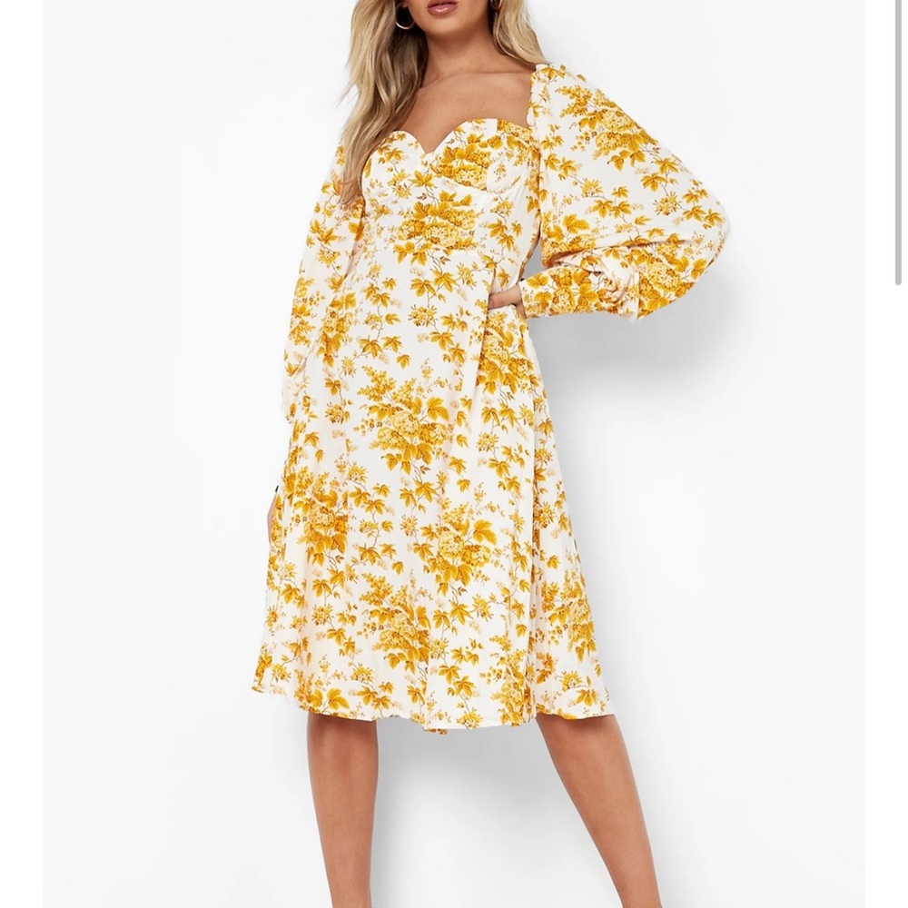 Boohoo size 6 floral dress